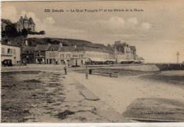 Cancale Le Quai Francois Et Les Hotels De La Houle - Cancale