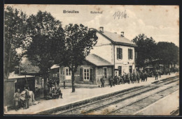 CPA Brieulles, Des Soldats Am La Gare  - Autres & Non Classés