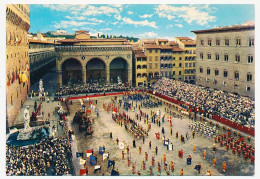 CPSM 10.5 X 15 Italie (456) FIRENZE Piazza Della Signoria Giucco Del Calcio In Costume XVI Sec. Veduta Generale* - Firenze (Florence)