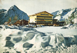 38 LES DEUX-ALPES LE CHALET U. C. P. A. LA BOUTIQUE AU FOND L'AIGUILLE DE VENOSC ET LE GRAND ROCHAIL - Altri & Non Classificati