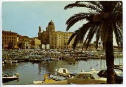 CPSM  10.5 X 15 Var SAINT RAPHAEL  Le Port  La Cathédrale - Saint-Raphaël