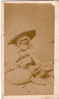 Photo CDV D'un Mendiant Arabe Faisant La Quête Au Maghreb - Anciennes (Av. 1900)