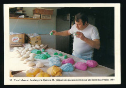CSPM / CPM 10.5 X 15 Morbihan QUEVEN  Le Boulanger Yves Labaume Prépare Des Pains Colorés Pour Une école Maternelle 1984 - Autres & Non Classés