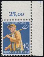 300 Landwirtschaft 40+10 Pf Bauer ** Ecke O.r. Zähnung 1-dg + - Unused Stamps
