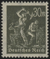 243b Freimarke Arbeiter 30 M ** - Unused Stamps