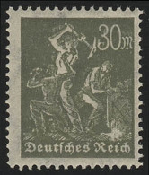 243a Freimarke Arbeiter 30 M ** Postfrisch - Unused Stamps