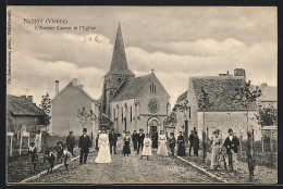 CPA Naintré, L`Avenue Carnot Et L`Eglise  - Other & Unclassified