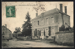 CPA Véronnes-les-Petites, La Mairie  - Autres & Non Classés