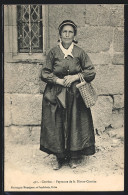 CPA Corrèze, Paysanne De La Haute-Corrèze  - Non Classés