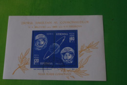 6-786 Fusée Space Espace Cosmonaute Femme Woman Spacionaute Tereskova 1963 - Astronomia