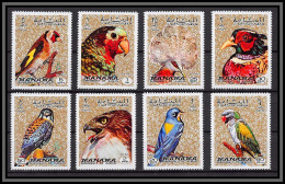 Manama - 3133b/ N° 1040/1047 A Oiseaux Bird Birds Perroquets Parrots Rapaces Prey ** MNH  - Papegaaien, Parkieten