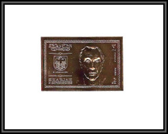 Sharjah - 2083/ Bloc N° 52 B (544) Konrad Adenauer Timbres OR Gold Stamps Non Dentelé Imperf Neuf ** MNH - Sharjah