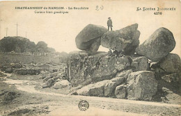 48 - Chateauneuf De Randon - La Souchère - Curieux Blocs Granitiques - Animée - CPA - Voir Scans Recto-Verso - Chateauneuf De Randon