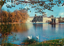 77 - Fontainebleau - Palais De Fontainebleau - L'Étang Des Carpes Et Le Château - Carte Neuve - CPM - Voir Scans Recto-V - Fontainebleau