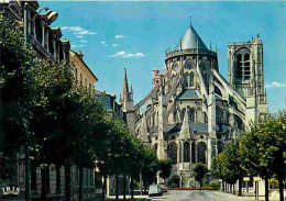 18 - Bourges - La Cathédrale Saint Etienne - L'abside - Automobiles - Carte Neuve - CPM - Voir Scans Recto-Verso - Bourges