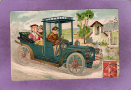 Carte En Relief Enfants Dans Une Voiture Qui Roule Dans La Campagne - Szenen & Landschaften