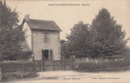 Saint-Rigomer-des-Bois. Le Buisson. Maison D'Ecole - Autres & Non Classés