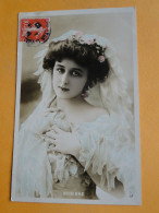 ROBINNE -- 1886 - 1980 - Sociétaire De La Comédie Française En 1924 - 1ère Actrice Du Cinéma Muet - Theater
