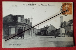 CPA - Le Crotoy - La Place Du Monument - Le Crotoy