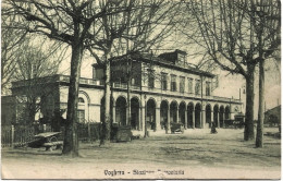1915-Pavia Voghera Stazione Ferroviaria,leggera Abrasione In Un Punto In Basso - Pavia
