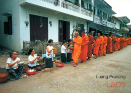 CPM - LAOS - LUANG PRABANG - Morning Alms ... Edition TDN - Laos