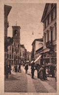 1925ca.-Acqui, Alessandria, Via V. Emanuele, Animata E Non Viaggiata - Alessandria