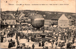 SELECTION -  VERNON  -  Concours De Musique . Gonflement  Du Ballon Du " Petit Journal " Place D'Armes - Vernon