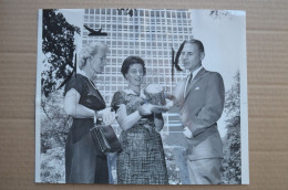 Original Photo Press 20x24cm 1962 Louise Hillary D. Harvey M.Perkins Mountaineering Escalade Alpinisme - Sporten