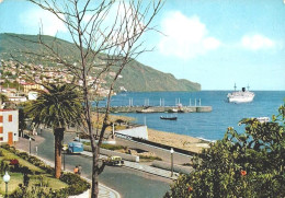 FUNCHAL, Madeira - Vista Leste  (2 Scans) - Madeira