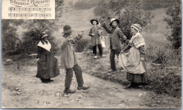 63 TYPES D'AUVERGNE Cartes Postales Anciennes [REF/44992] - Autres & Non Classés