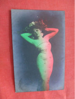 RPPC. Female Fashion.  Paper Flack By Face     Ref 6417 - Mode
