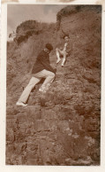 Photographie Photo Vintage Snapshot Béret Falaise Escalade Grimper - Sonstige & Ohne Zuordnung