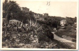 83 SAINTE MAXIME  Carte Postale Ancienne [REF/47021] - Other & Unclassified
