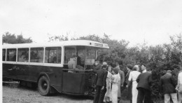 Photographie Photo Vintage Snapshot Bus Autobus Parisien Plate-forme Car Paris - Treinen