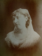 Photo CDV Th Grémion à Mâcon - Jeune Femme, Voile Sur La Chevelure, Ca 1875-80  L681 - Old (before 1900)