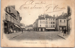 77 LA FERTE GAUCHER - Rue De Paris (pli) [REF/S005911] - Autres & Non Classés
