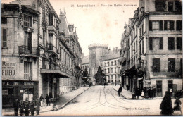 16 ANGOULEME - Rue Des Halles [REF/S005256] - Autres & Non Classés