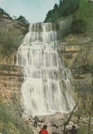 CPM.  PAYSAGES DU JURA . LES CASCADES DU HERISSON . L'EVENTAIL .  AFFR LE 8-9-1976  .  2 SCANNES - Sonstige & Ohne Zuordnung