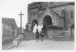 03 / Photo CHATEL MONTAGNE -  PENTECOTE 1945 -Entrée Des Communiantes Dans L'église Romane 95x65 - Autres & Non Classés