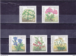 ALLEMAGNE 1991 FLEURS Yvert 1337-1341, Michel 1505-1509 NEUF** MNH Cote Yv: 12 Euros - Nuovi