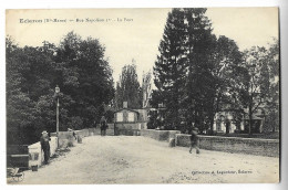 CPA 52 ECLARON Rue Napoléon 1er - Le Pont - Eclaron Braucourt Sainte Liviere