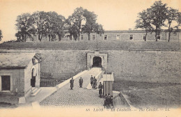 Laon - La Citadelle - Kasernen