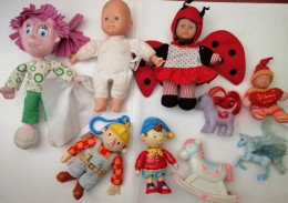 Lote De 49 Bonecas E Brinquedos E Algumas Roupas Avulso - Puppen