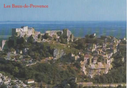 LES BAUX DE PROVENCE, VU SUR LE VILLAGE ET LE CHATEAU   COULEUR REF 16784 - Arles