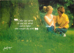 Couples - CPM - Voir Scans Recto-Verso - Coppie