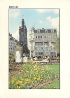 59 - Douai - La Place D'Armes Et Le Beffroi De L'Hotel De Ville - Fleurs - CPM - Voir Scans Recto-Verso - Douai