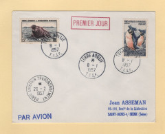 TAAF - Terre Adelie - 8-1-1957 - Par Avion Destination France - Premier Jour - Storia Postale