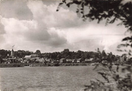 FRANCE - Viry Chatillon - Vue Sur Le Vieux Viry Dans La Verdure - L'église Saint Denys (XIIIe Siècle) - Carte Postale - Viry-Châtillon