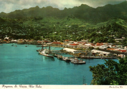 CPM - St VINCENT WEST INDIES - KINGSTOWN - Le Port ... - San Vicente Y Las Granadinas