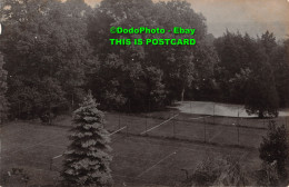 R353675 Tennis Court. Postcard - Monde